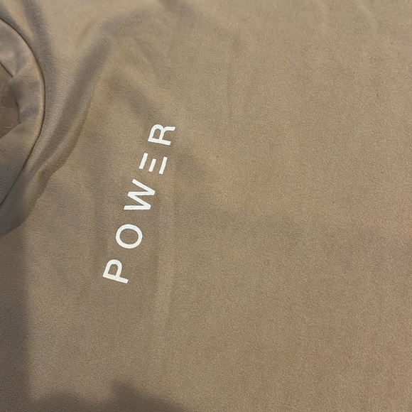 Yoga/workout shirt - Picture 3 of 6